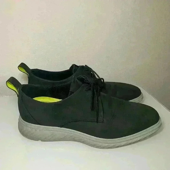 ECCO Men's ST.1 Hybrid Lite Black Leather Suede Light Gray Soles Size US 8 EU 42 - Picture 1 of 16